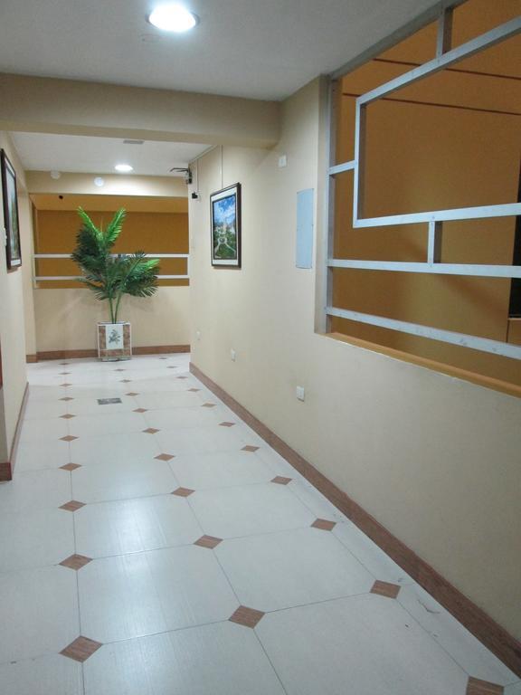 Hotel Panamericano Lima Buitenkant foto