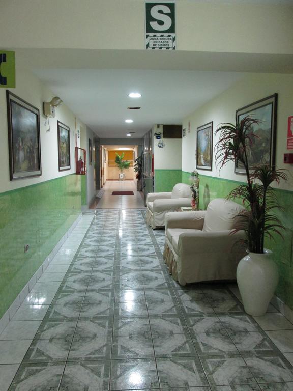 Hotel Panamericano Lima Buitenkant foto