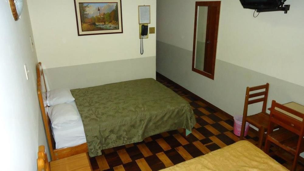 Hotel Panamericano Lima Buitenkant foto