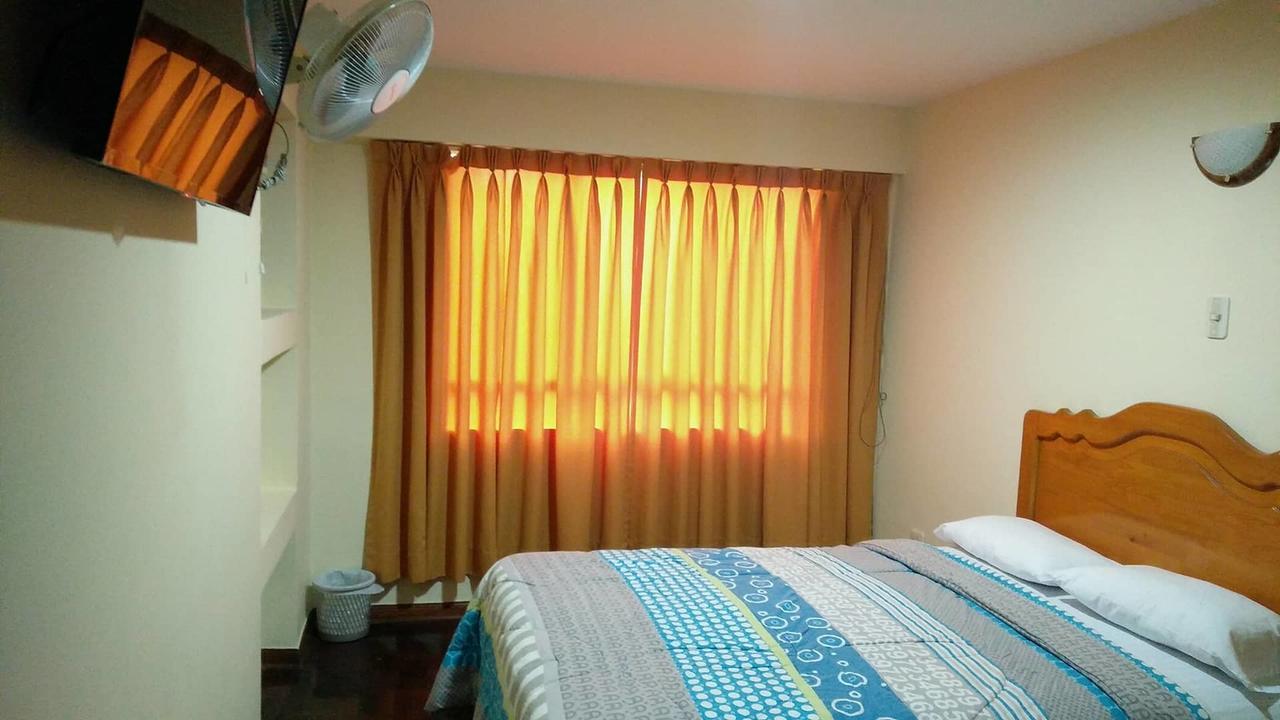 Hotel Panamericano Lima Buitenkant foto