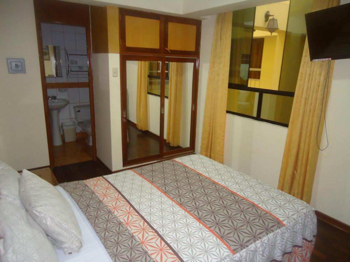 Hotel Panamericano Lima Buitenkant foto